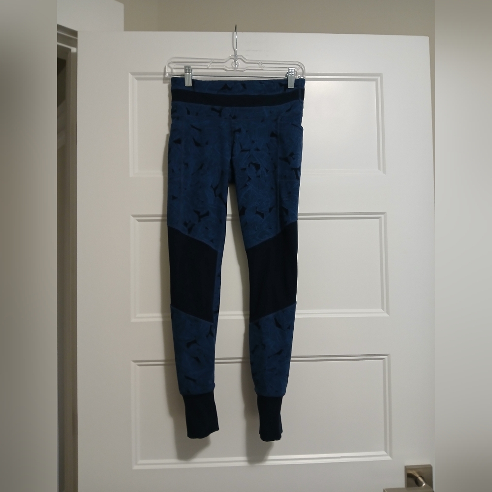 Athleta Tropical Excursion Leggings Small - Picture 2 of 10